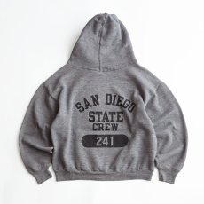 画像2: 〜80's sportswear BACK PRINT SWEAT PULLOVER PARKA "SAN DIEGO STATE CREW" "MADE IN USA" (2)