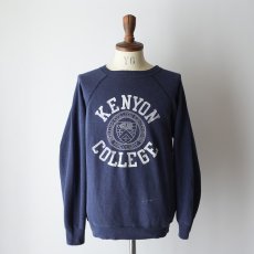 画像9: 70's UNKNOWN BRAND FLOCK PRINT CREW NECK SWEAT "KENYON COLLEGE" (9)