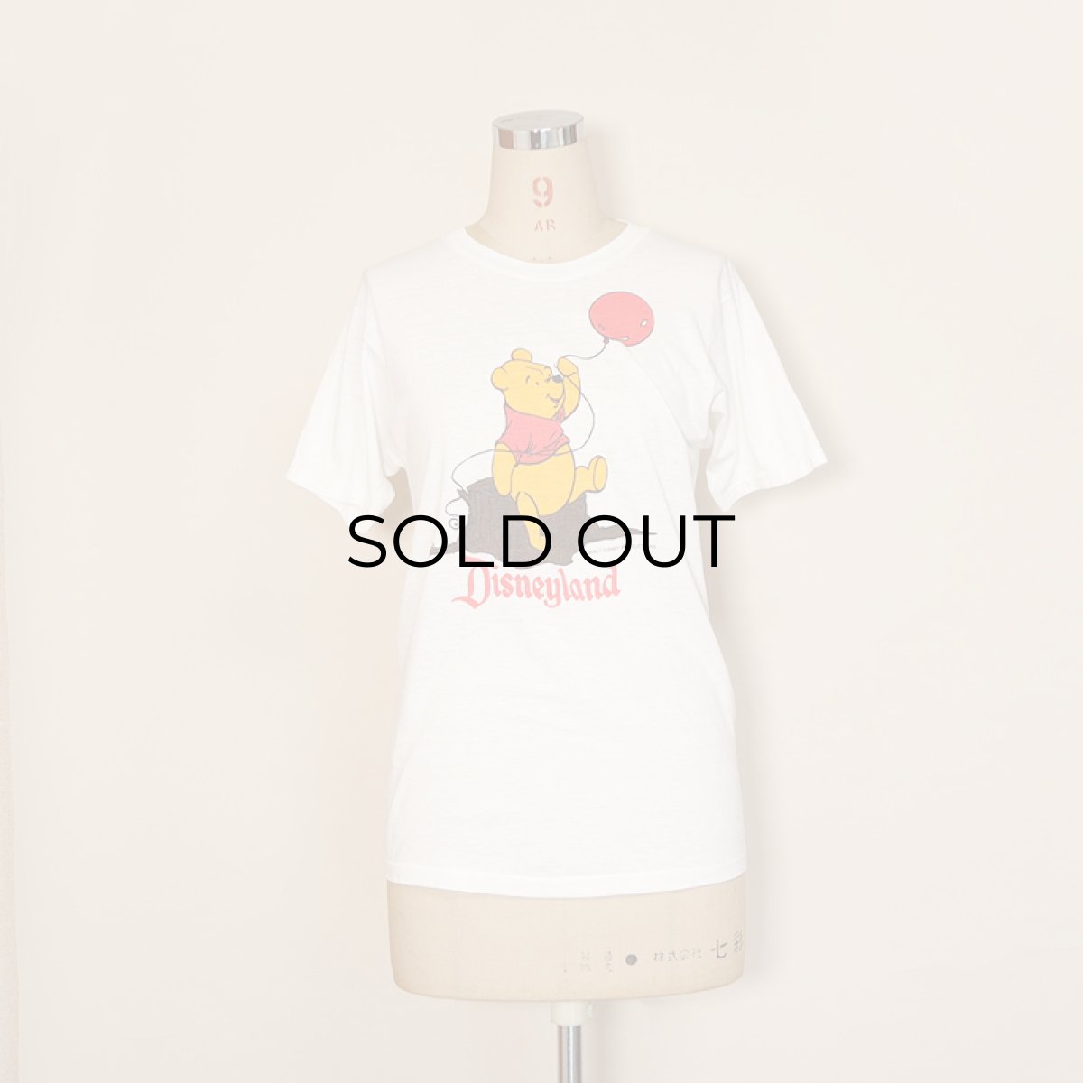 画像8: 80's UNKNOWN BRAND "Winnie The Pooh" PRINT S/S TEE "Disneyland" (8)