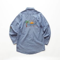 画像2: 〜70's WASHINGTON DEE CEE COTTON CHAMBRAY HAND EMBROIDERED CUSTOM SHIRT (2)