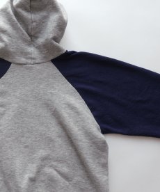 画像5: 80's Disney CASUALS "MICKEY" PRINT 2-TONE SWEAT PULLOVER PARKA (5)