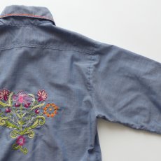画像5: 70's BIG MAC COTTON POLYESTER CHAMBRAY HAND EMBROIDERED CUSTOM SHIRT (5)