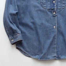 画像4: 90's LAUREN RALPH LAUREN COTTON DENIM PLEATED BOSOM SHIRT (4)