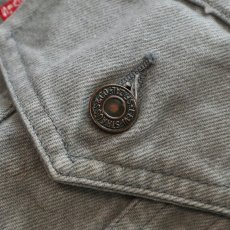 画像5: 80's Levi's 70506 GRAY DENIM 4P TRUCKER JACKET (5)