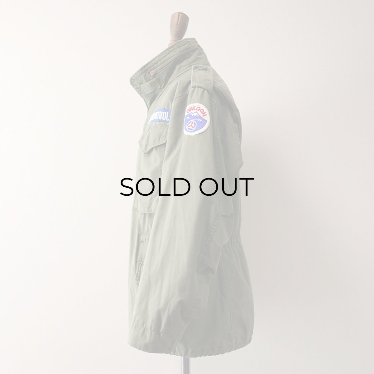 画像2: 80's US CIVIL AIR PATROL M-65 COTTON NYLON FIELD JACKET with WAPPEN 【SMALL-SHORT】 (2)