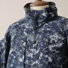 画像10: US NAVY GORE-TEX DIGITAL CAMOUFLAGE WORKING PARKA 【SMALL - REGULAR】 (10)