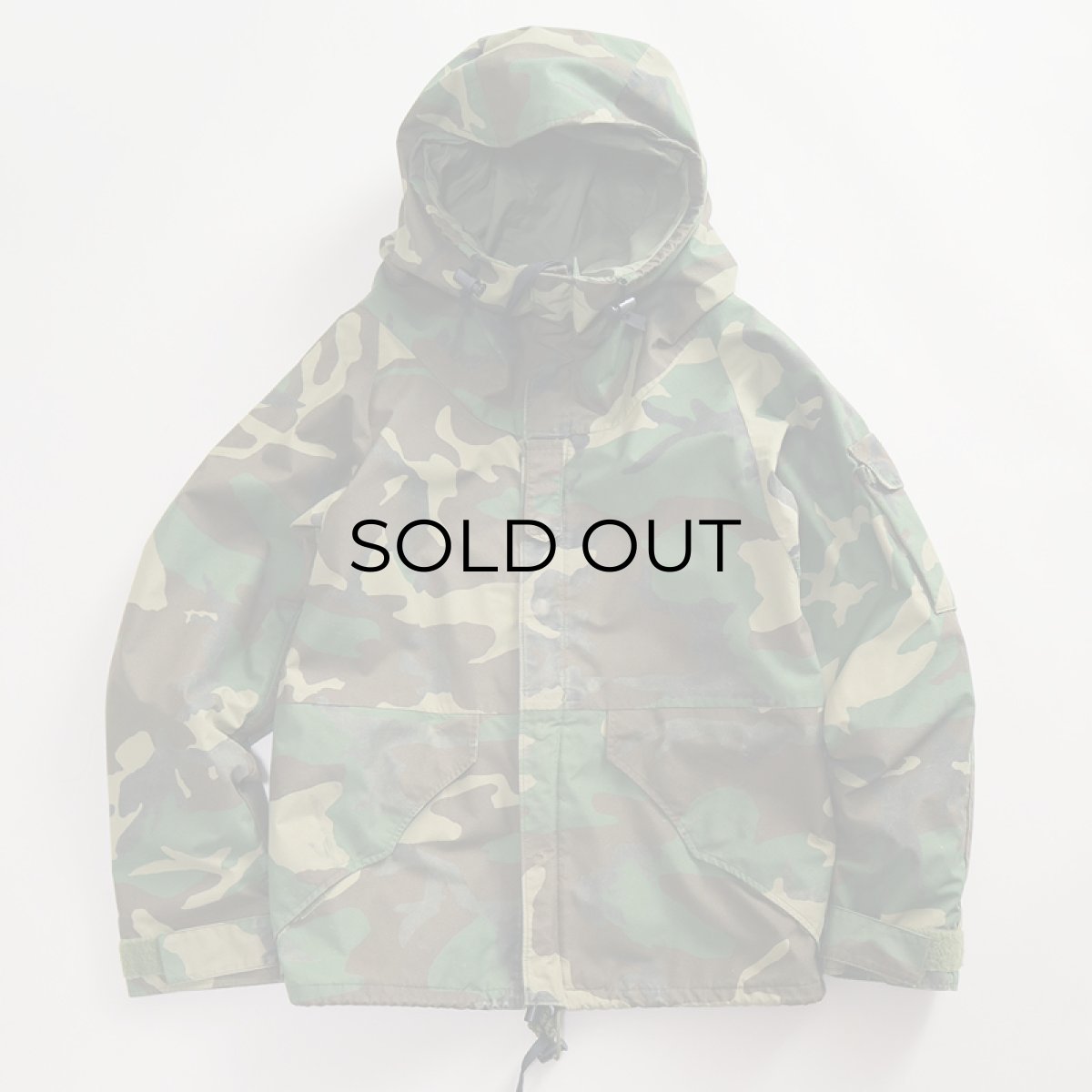 画像9: 80's US ARMY GORE-TEX WOODLAND CAMOUFLAGE EXTENDED COLD WEATHER PARKA "1st type" 【SMALL - SHORT】 (9)