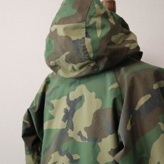 画像8: 80's US ARMY GORE-TEX WOODLAND CAMOUFLAGE EXTENDED COLD WEATHER PARKA "1st type" 【SMALL - SHORT】 (8)