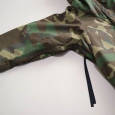 画像12: 80's US ARMY GORE-TEX WOODLAND CAMOUFLAGE EXTENDED COLD WEATHER PARKA "1st type" 【SMALL - SHORT】 (12)