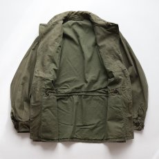 画像2: 40's US ARMY M-43 COTTON SATEEN FIELD JACKET 【36 R】 (2)