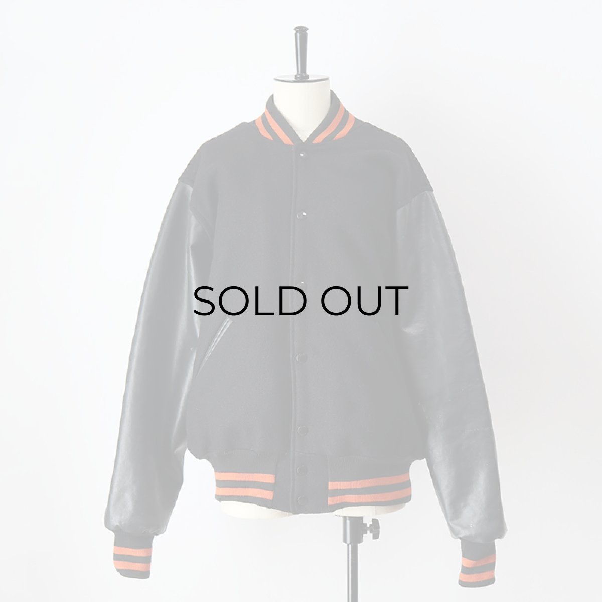 画像17: 〜90's awards USA WOOL MELTON QUILTED LINING FAKE LEATHER SLEEVE VARSITY JACKET "MADE IN USA" (17)