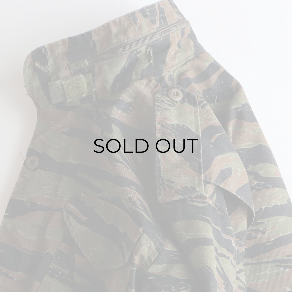 画像9: 〜00's ALPHA M-65 style TIGER STRIPE CAMOUFLAGE FIELD JACKET "MADE IN USA" 【SIZE : SMALL-REGULAR】 (9)