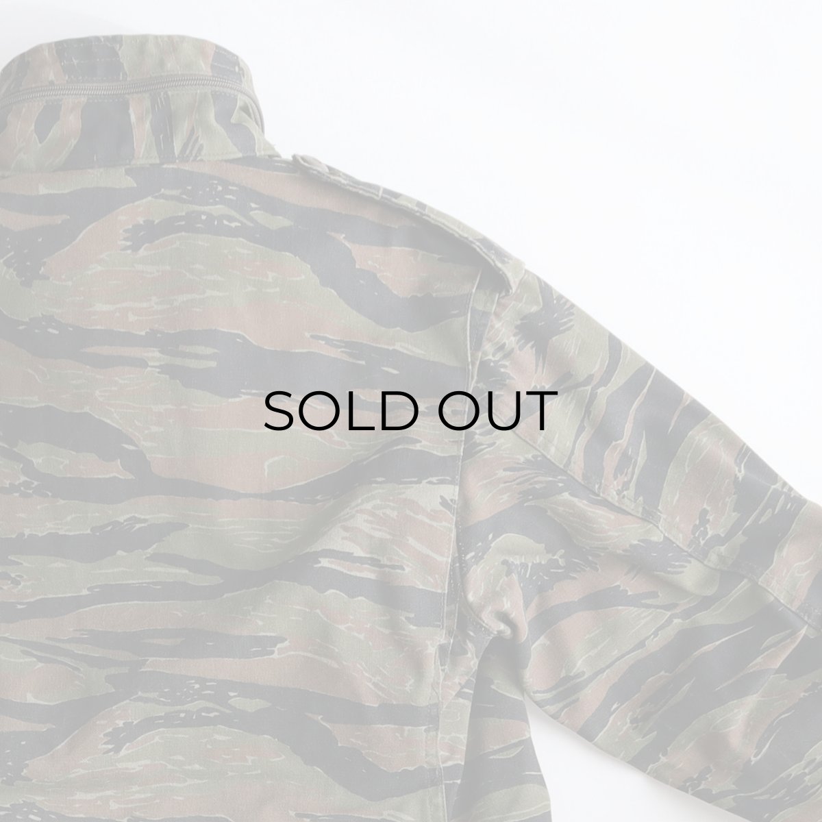画像7: 〜00's ALPHA M-65 style TIGER STRIPE CAMOUFLAGE FIELD JACKET "MADE IN USA" 【SIZE : SMALL-REGULAR】 (7)