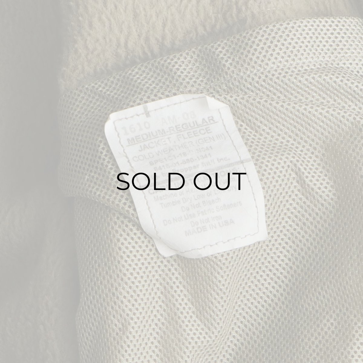 画像10: US MILITARY ECWCS GEN III COYOTE COLOR POLARTEC FLEECE ZIP LINER JACKET 【SIZE : MEDIUM-REGULAR】 (10)