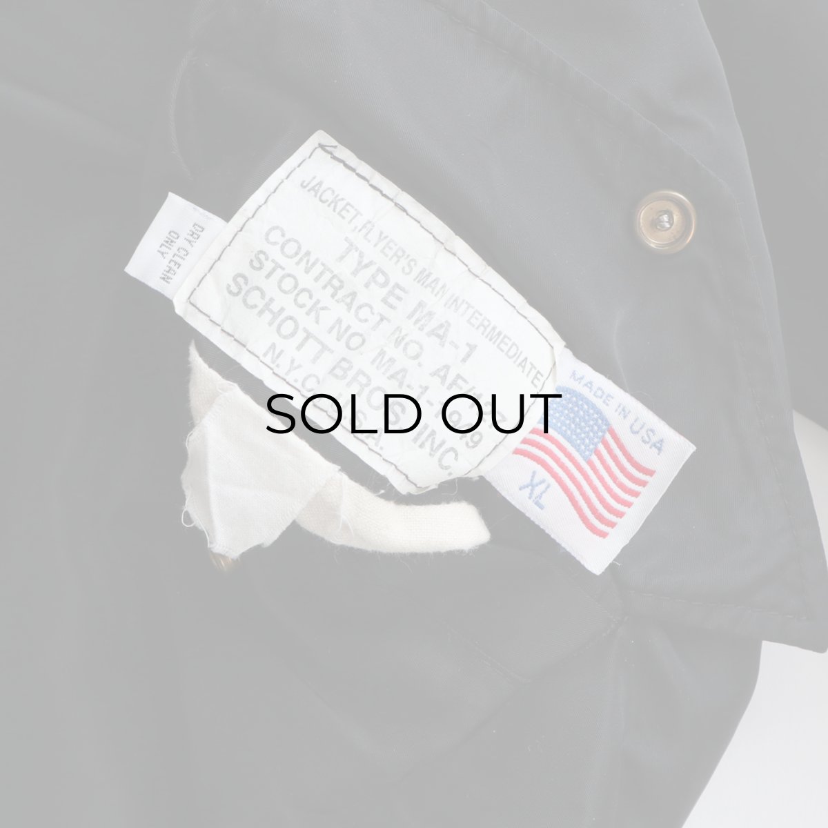 画像7: 80's SCHOTT BROS. INC. BLACK MA-1 style REVERSIBLE ZIP FLIGHT JACKET "MADE IN USA" (7)