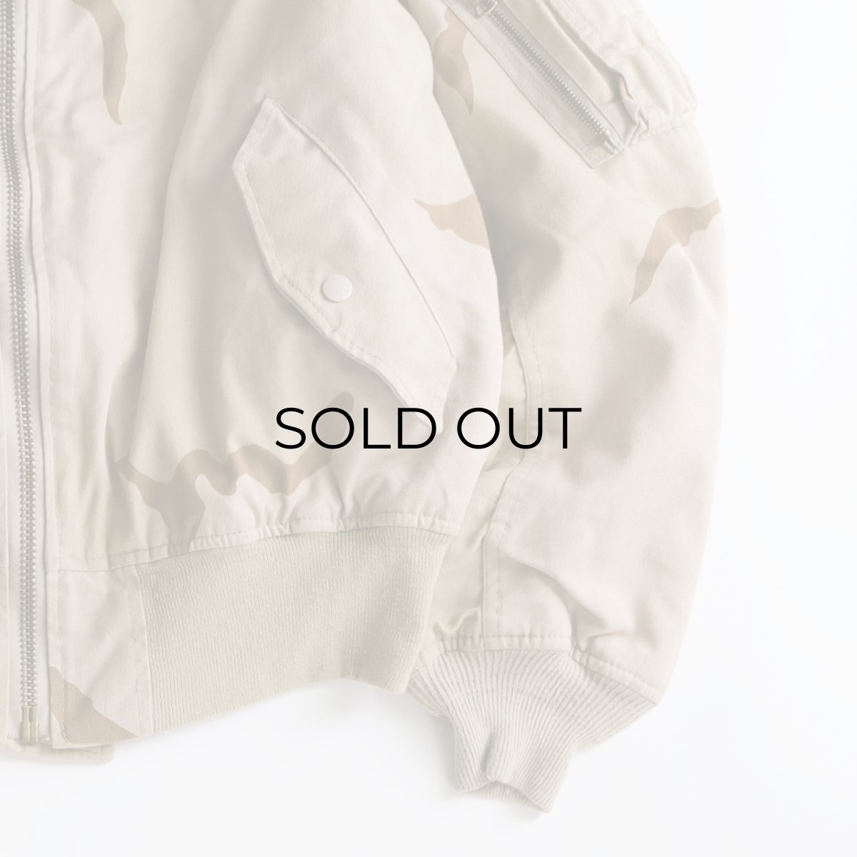 画像4: 〜90's ALPHA MA-1 style DESERT CAMOUFLAGE REVERSIBLE ZIP FLIGHT JACKET "MADE IN USA" (4)