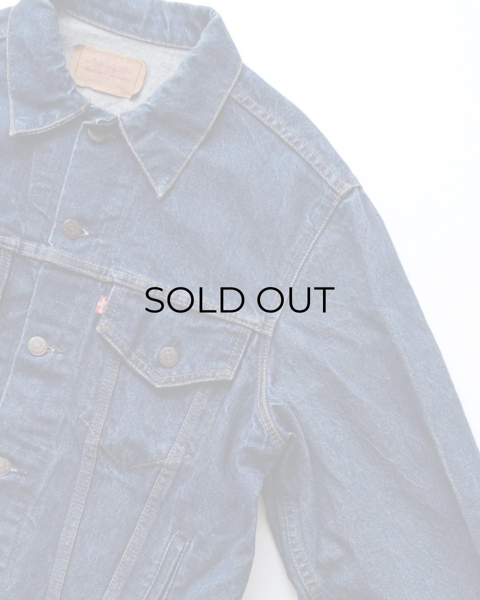 画像3: 80's LEVI'S 71506 COTTON DENIM 4-POCKET TRUCKER JACKET "SIZE 44L" "MADE IN USA" (3)