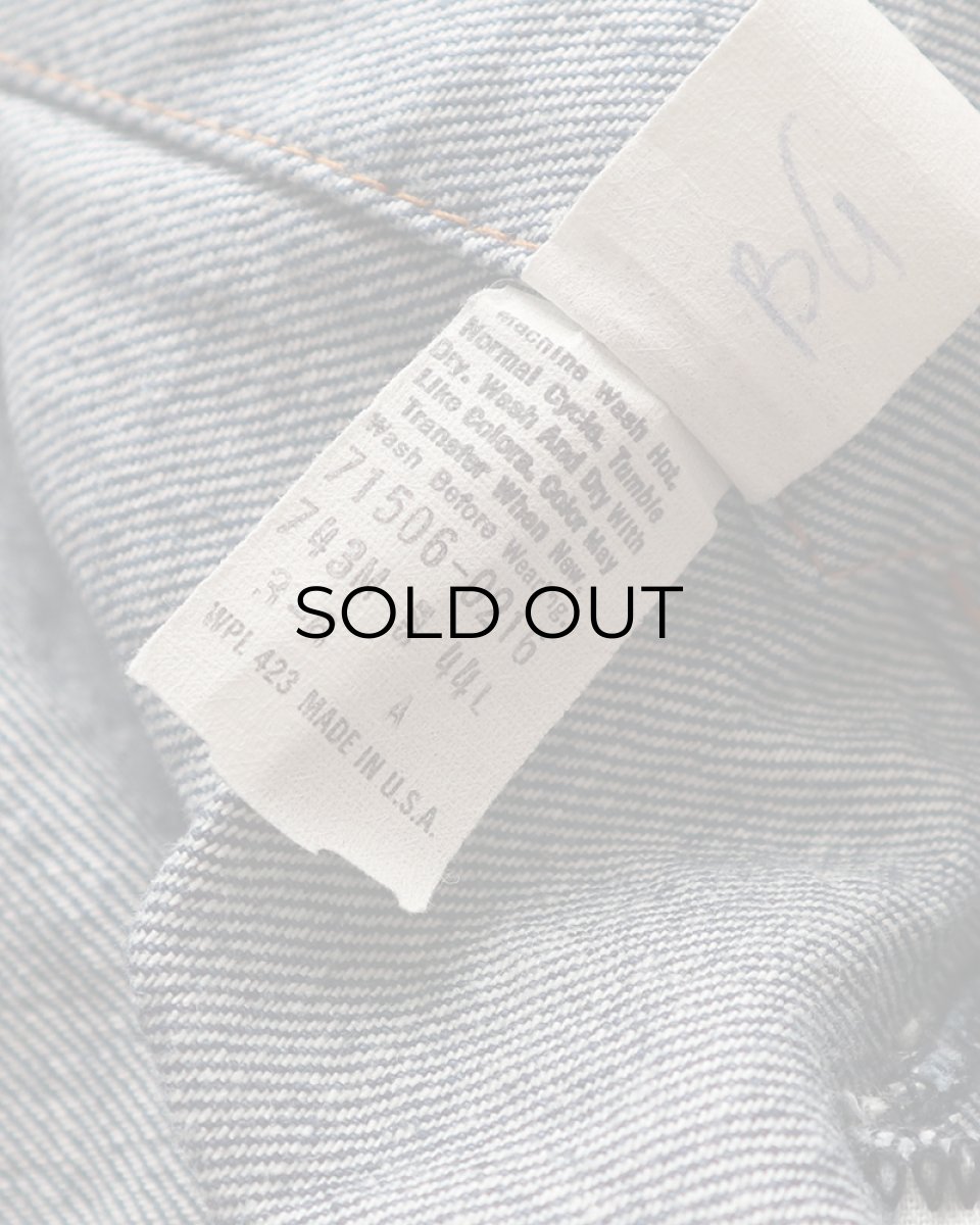 画像10: 80's LEVI'S 71506 COTTON DENIM 4-POCKET TRUCKER JACKET "SIZE 44L" "MADE IN USA" (10)