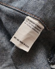 画像9: 80's LEVI'S 71506 COTTON DENIM 4-POCKET TRUCKER JACKET "SIZE 44L" "MADE IN USA" (9)
