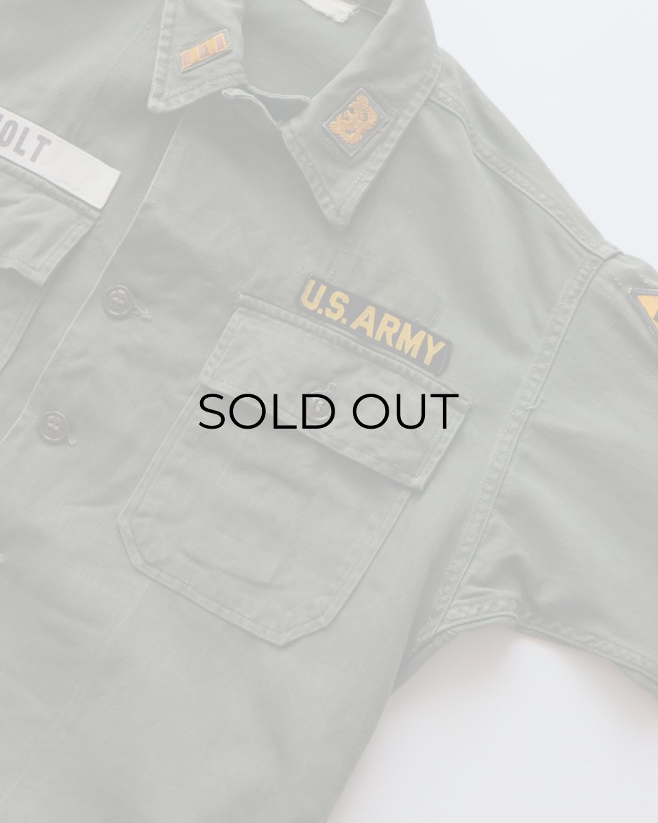 画像4: 60's US ARMY COTTON SATEEN UTILITY SHIRT JACKET with PATCH "1st MODEL" (4)