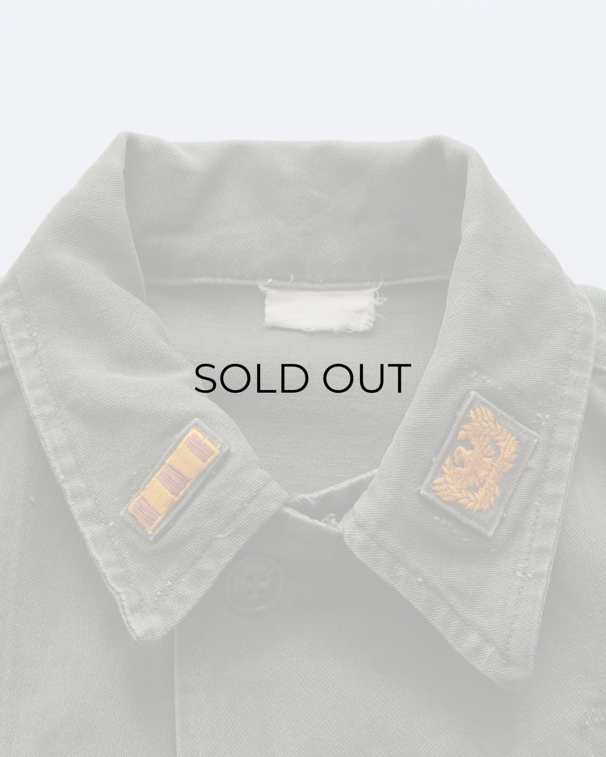 画像6: 60's US ARMY COTTON SATEEN UTILITY SHIRT JACKET with PATCH "1st MODEL" (6)