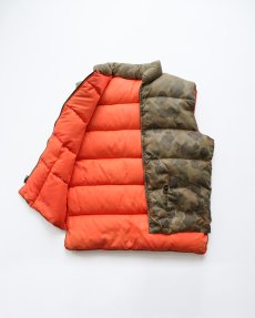 画像2: 〜80's 10X RIP-STOP NYLON PRINT DUCK HUNTER CAMOUFLAGE ZIP DOWN VEST "MADE IN USA" (2)