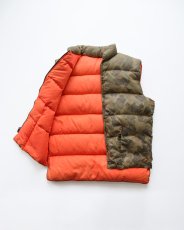 画像2: 〜80's 10X RIP-STOP NYLON PRINT DUCK HUNTER CAMOUFLAGE ZIP DOWN VEST "MADE IN USA" (2)