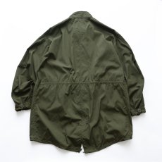 画像3: 70's US ARMY M-65 COTTON NYLON POPLIN EXTREME COLD WEATHER SHELL COAT 【MEDIUM - REGULAR】 (3)