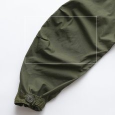 画像16: 70's US ARMY M-65 COTTON NYLON POPLIN EXTREME COLD WEATHER SHELL COAT 【MEDIUM - REGULAR】 (16)