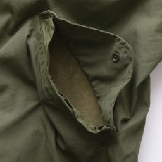 画像8: 70's US ARMY M-65 COTTON NYLON POPLIN EXTREME COLD WEATHER SHELL COAT 【MEDIUM - REGULAR】 (8)