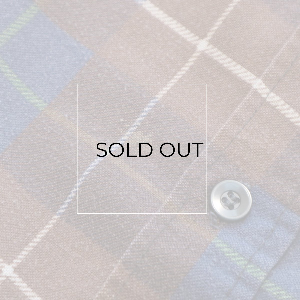 腹部に小さなキズがあります