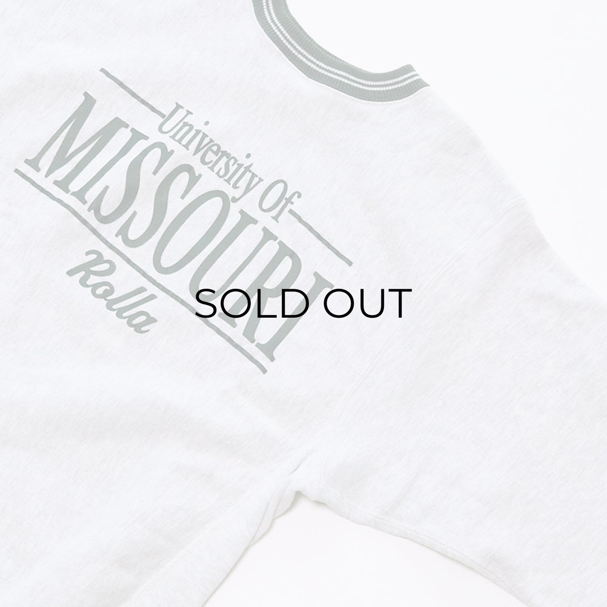 画像3: 90's Champion 2-TONE REVERSE WEAVE PRINT CREW NECK SWEAT "University of MISSOURI" (3)