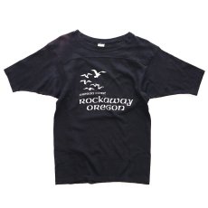 画像1: 70's Healthknit BLACK COTTON PRINT S/S FOOTBALL TEE "Rockaway OREGON" (1)