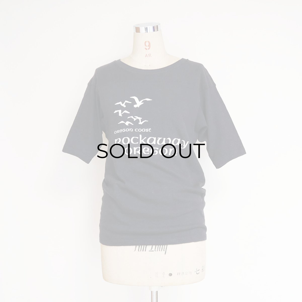 画像10: 70's Healthknit BLACK COTTON PRINT S/S FOOTBALL TEE "Rockaway OREGON" (10)