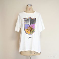 画像8: 90's NIKE COTTON PRINT S/S TEE "BARCELONA" (8)