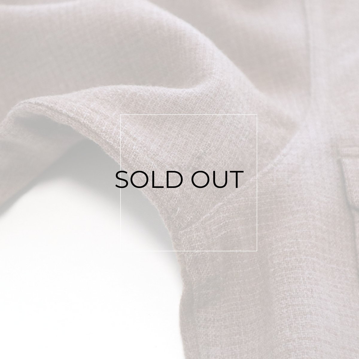 右わきに補修あと