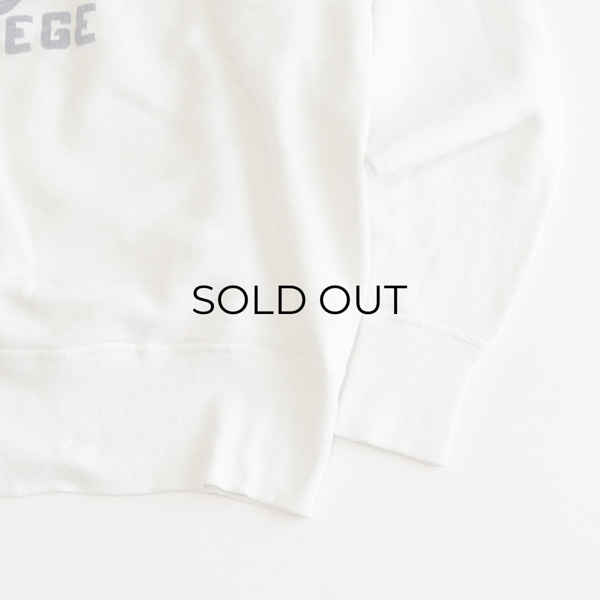 画像4: 〜60's SPORTSWEAR by PRINCETON COTTON FLOCK PRINT FRONT V CREW NECK SWEAT "ELIZABETHTOWN COLLEGE" (4)