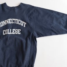 画像4: 90's Champion REVERSE WEAVE PRINT CREW NECK SWEAT  "CONNECTICUT COLLEGE" "MADE IN USA" (4)