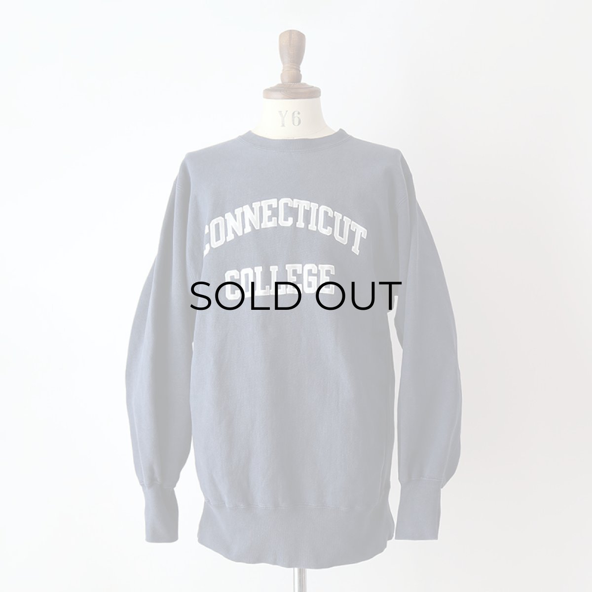 画像9: 90's Champion REVERSE WEAVE PRINT CREW NECK SWEAT  "CONNECTICUT COLLEGE" "MADE IN USA" (9)
