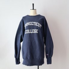 画像12: 90's Champion REVERSE WEAVE PRINT CREW NECK SWEAT  "CONNECTICUT COLLEGE" "MADE IN USA" (12)