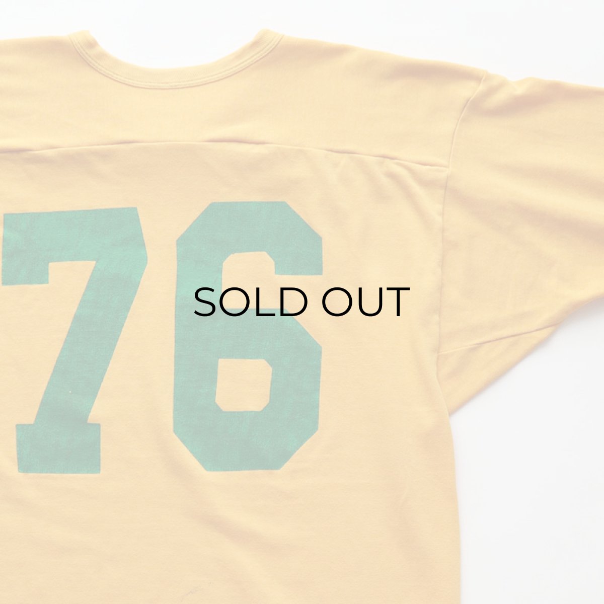 画像4: 70's RUSSELL W-PRINT CROPPED SLEEVE V NECK FOOTBALL TEE "TUMWATER FOOTBALL" (4)