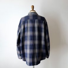 画像12: 〜00's ST. JOHN'S BAY COTTON OMBRE CHECK HEAVY FLANNEL SHIRT (12)