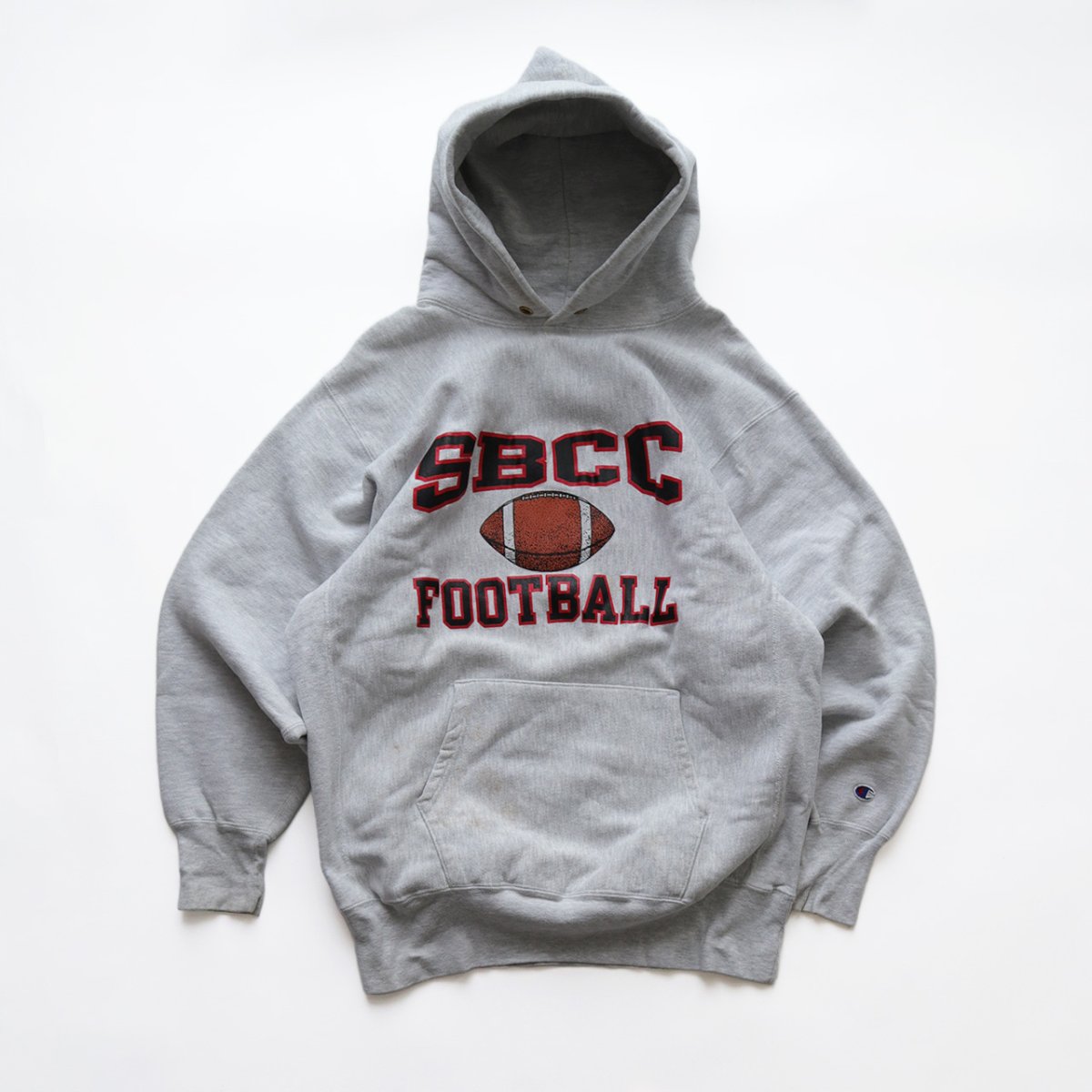 画像1: 90's Champion "REVERSE WEAVE" PRINT SWEAT PULLOVER PARKA "SBCC FOOTBALL" "MADE IN USA" (1)