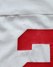 画像17: 80's RUSSELL W-PRINT CROPPED SLEEVE V NECK FOOTBALL TEE "GUNNISON" (17)
