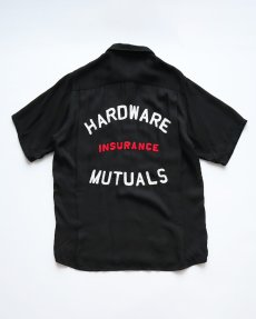 画像1: 〜60's King Louie BLACK RAYON BACK EMBROIDERED S/S LOOP COLLAR BOWLING SHIRT "HARDWARE INSURANCE MUTUALS" (1)