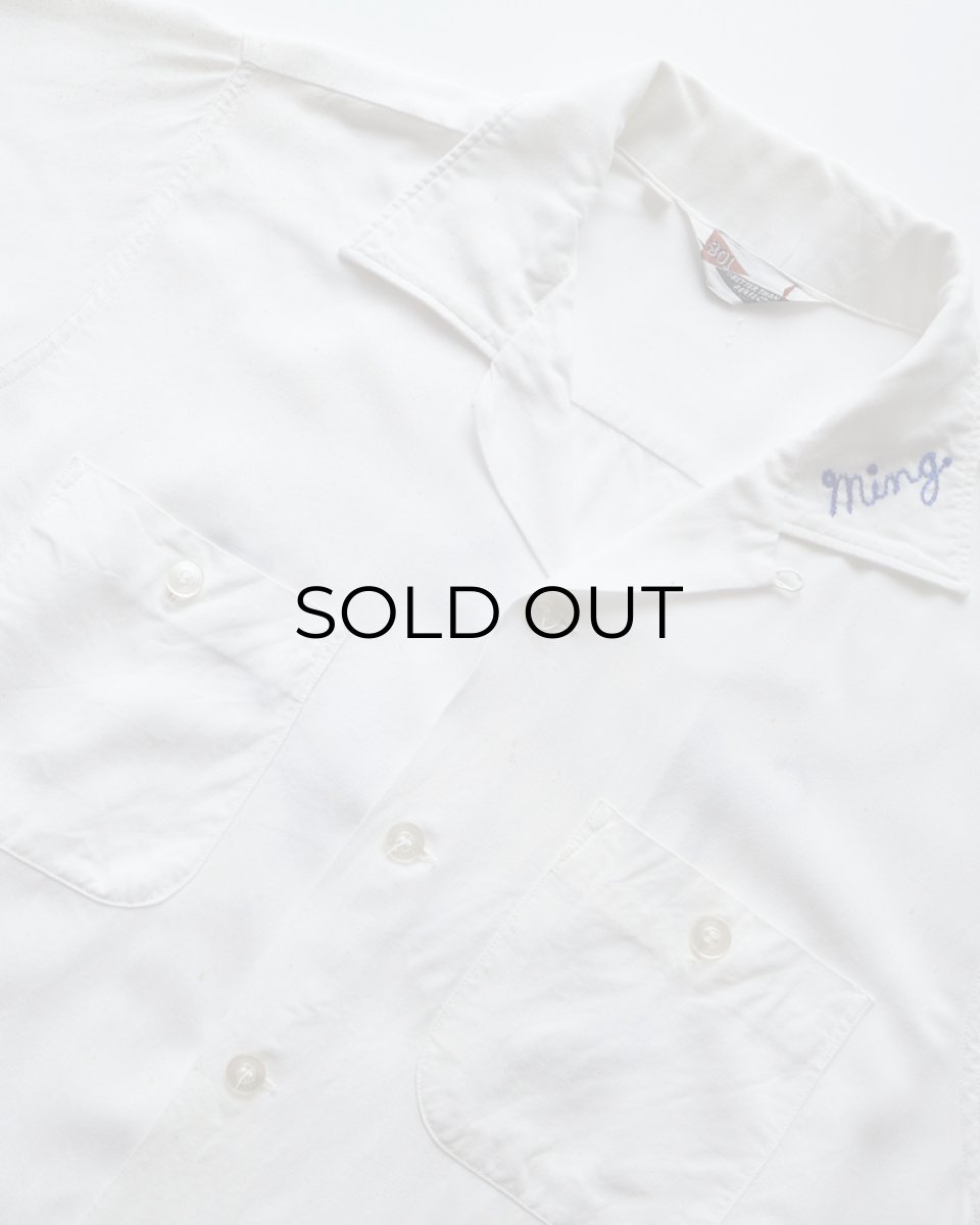 画像9: 〜60's 301 WHITE RAYON BACK EMBROIDERED S/S LOOP COLLAR BOWLING SHIRT "Miss Chipper" (9)