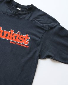 画像3: 70's-80's sportswear BLACK COTTON PRINT CROPPED SLEEVE FOOTBALL TEE "Sunkist" "MADE IN USA" (3)
