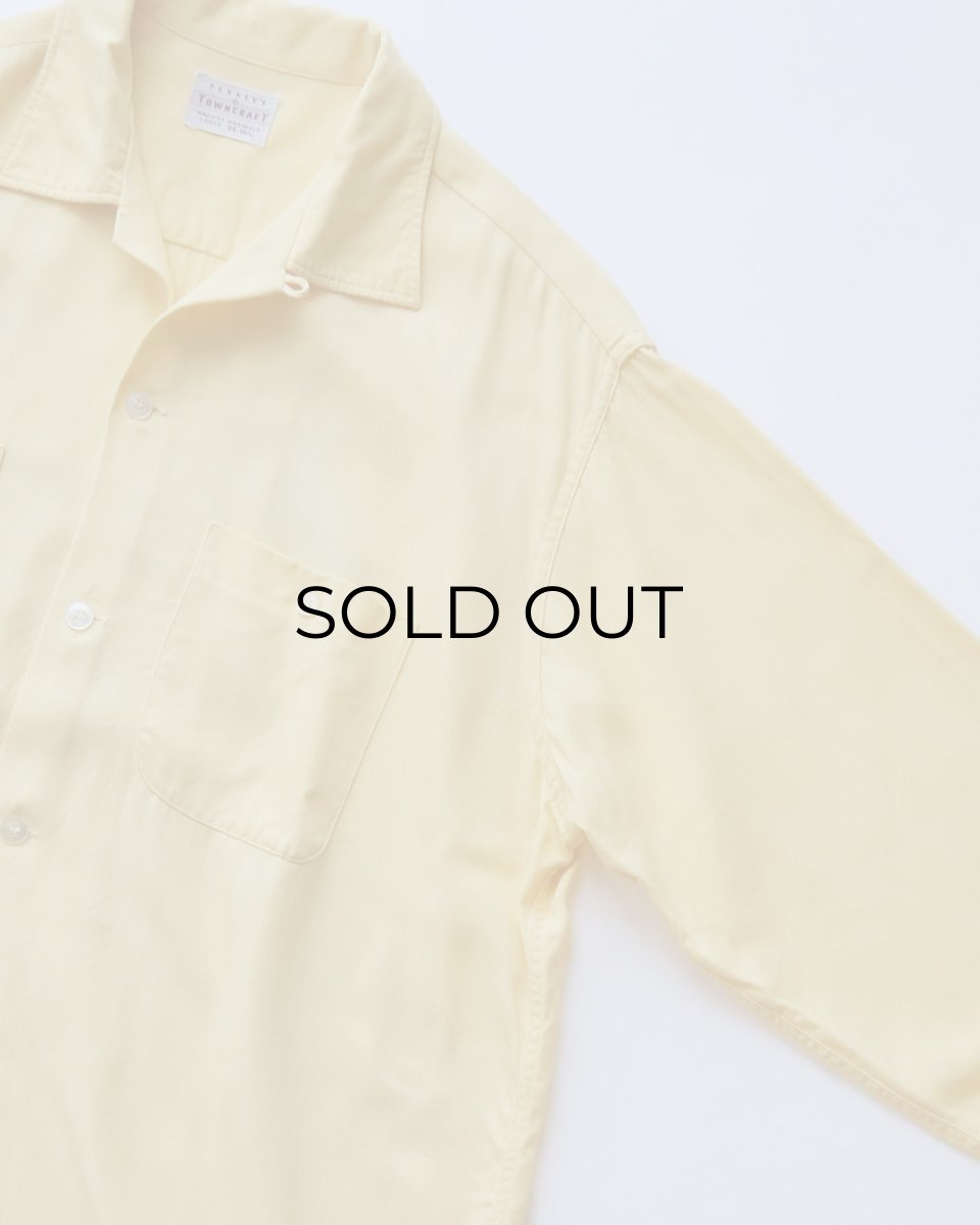 画像3: 〜60's TOWNCRAFT RAYON GABARDINE BACK EMBROIDERED LOOP COLLAR BOX SHIRT "BAGDAD TEMPLE Clowns" (3)