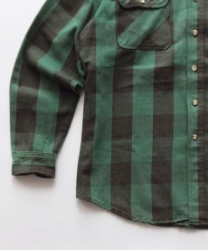 画像4: 80's ST. JOHN'S BAY COTTON BUFFALO CHECK HEAVY FLANNEL SHIRT "MADE IN USA" (4)