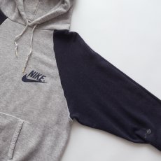 画像3: 70's NIKE LOGO PRINT 2-TONE SWEAT PULLOVER PARKA "MADE IN USA" (3)